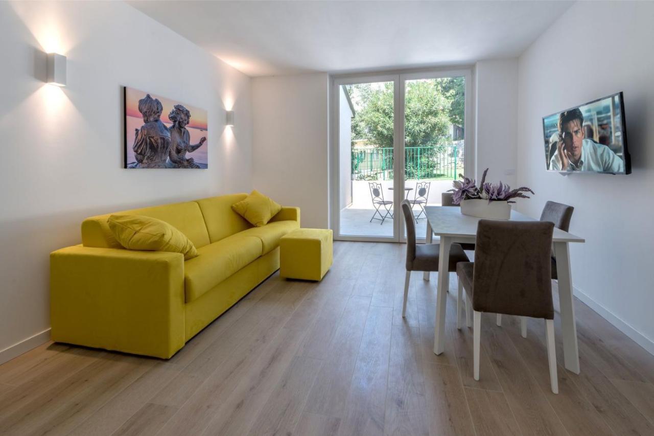 Appartamento con 1 Camera da Letto e con Giardino