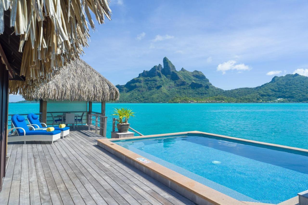 Villa Royal sull'Acqua con 2 Camere da Letto, Piscina e Vista Monte Otemanu