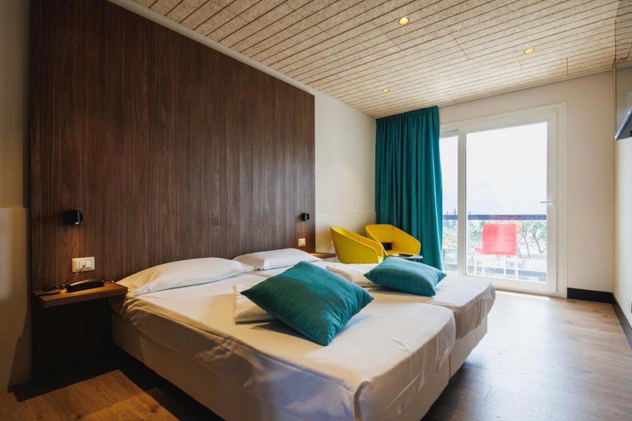 Superior Double Room Lake View