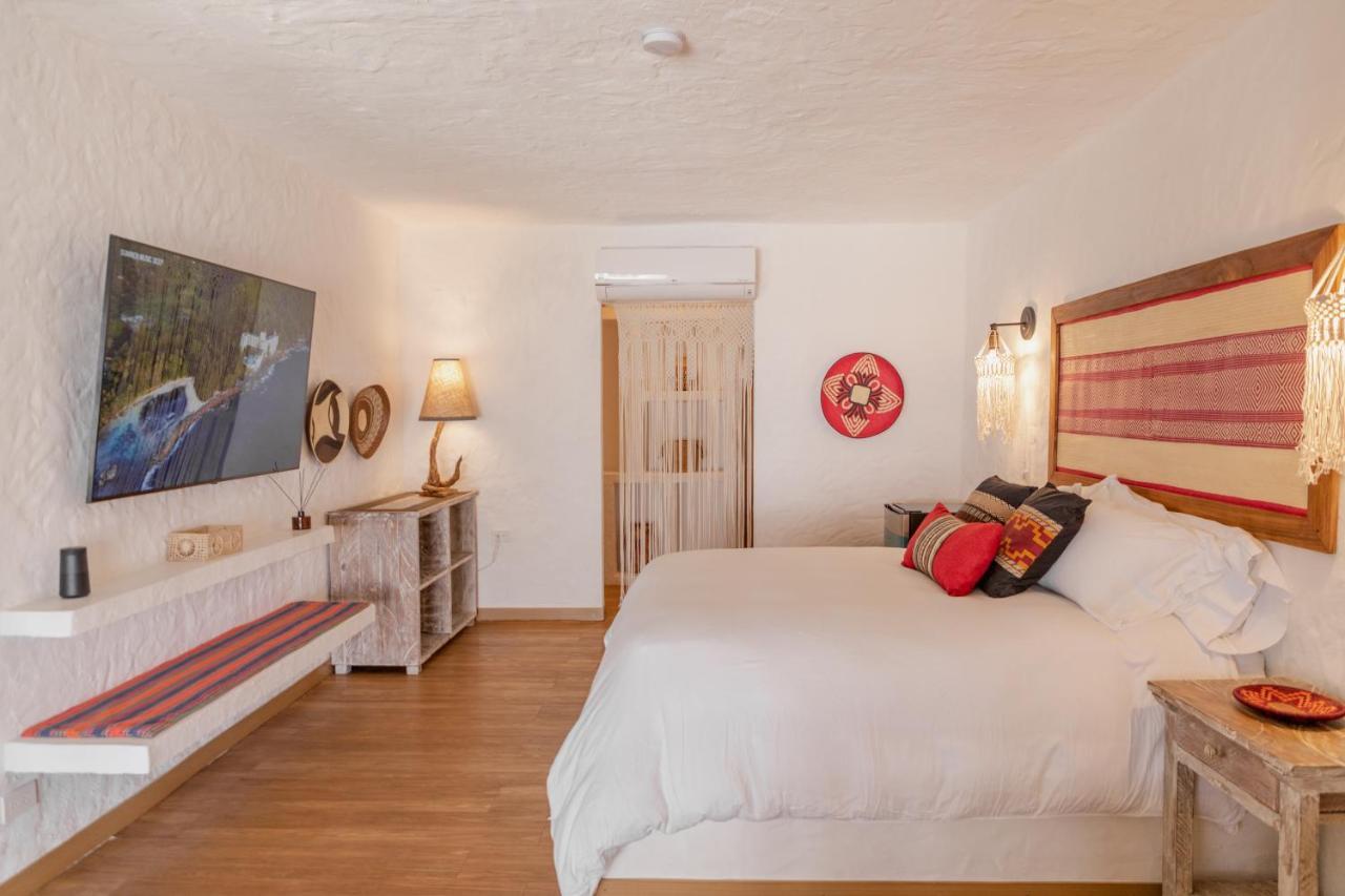 Deluxe Double Room,1396338545:JPEG