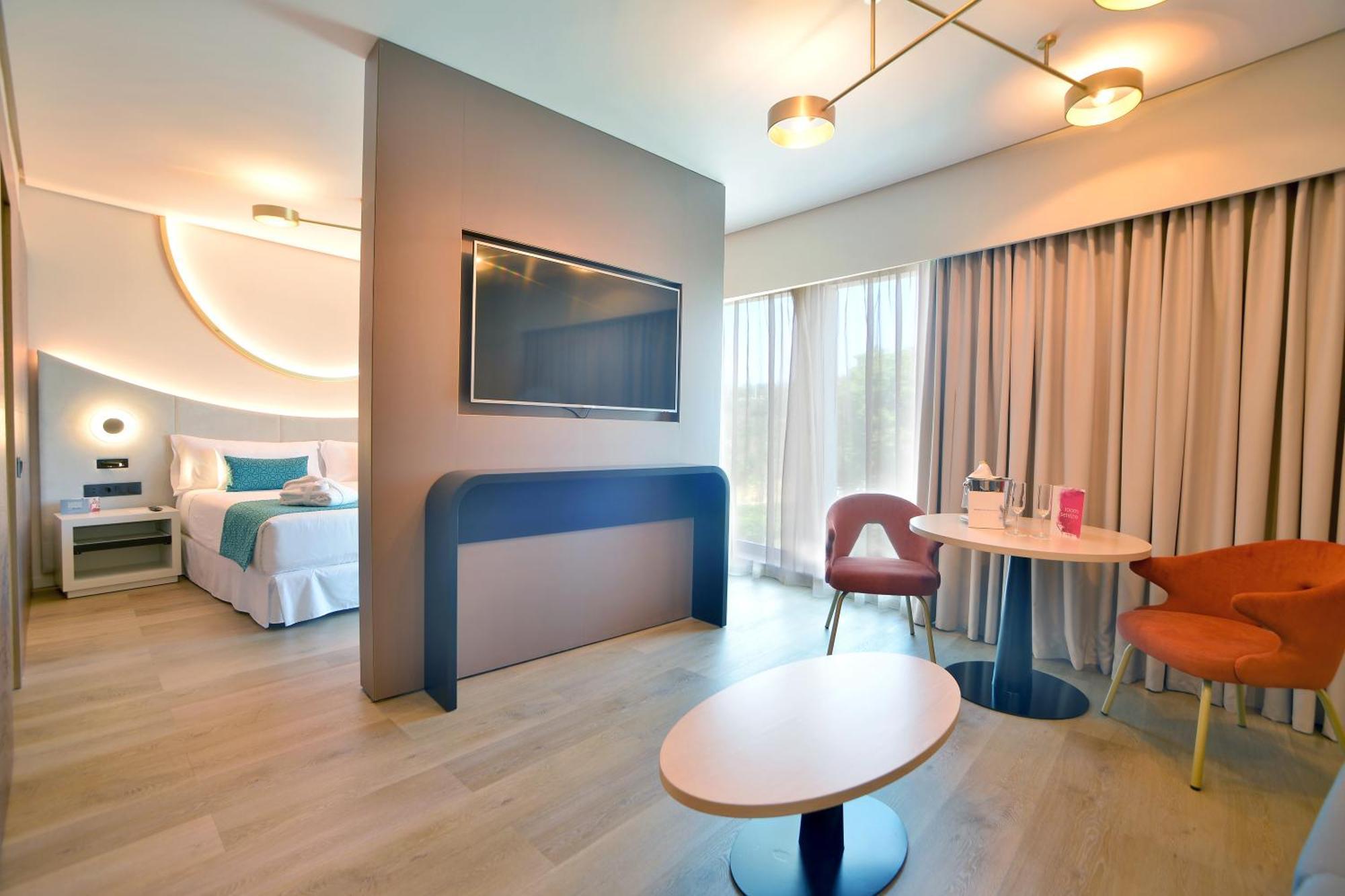Family Suite Deluxe,1707874923:JPEG