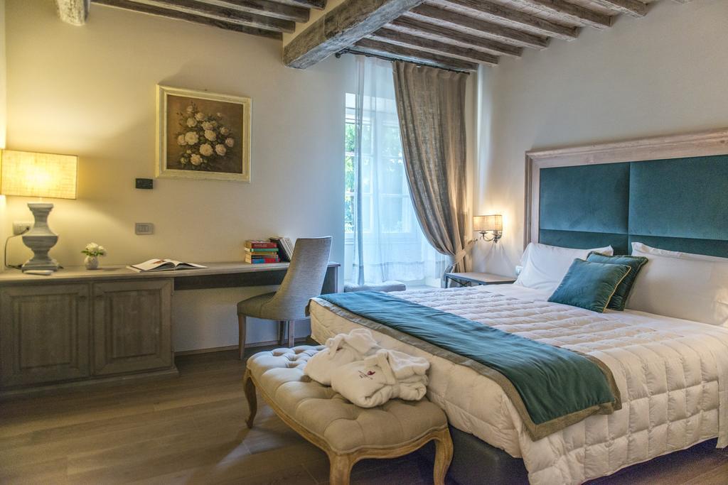 Junior Suite con Letto King-Size e Accesso Spa - Edificio Separato
