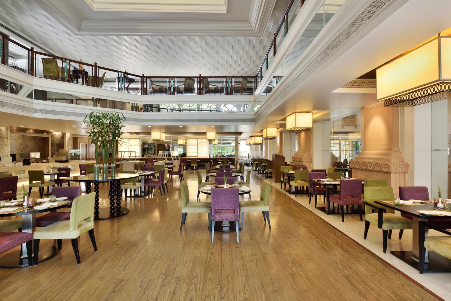 Deluxe Twin Room with Garden View( 20% discount on food and soft beverages, 20% discount on Spa,Buy 1 get 1 on select brands at Madeira bar between 4 pm - 10 pm)