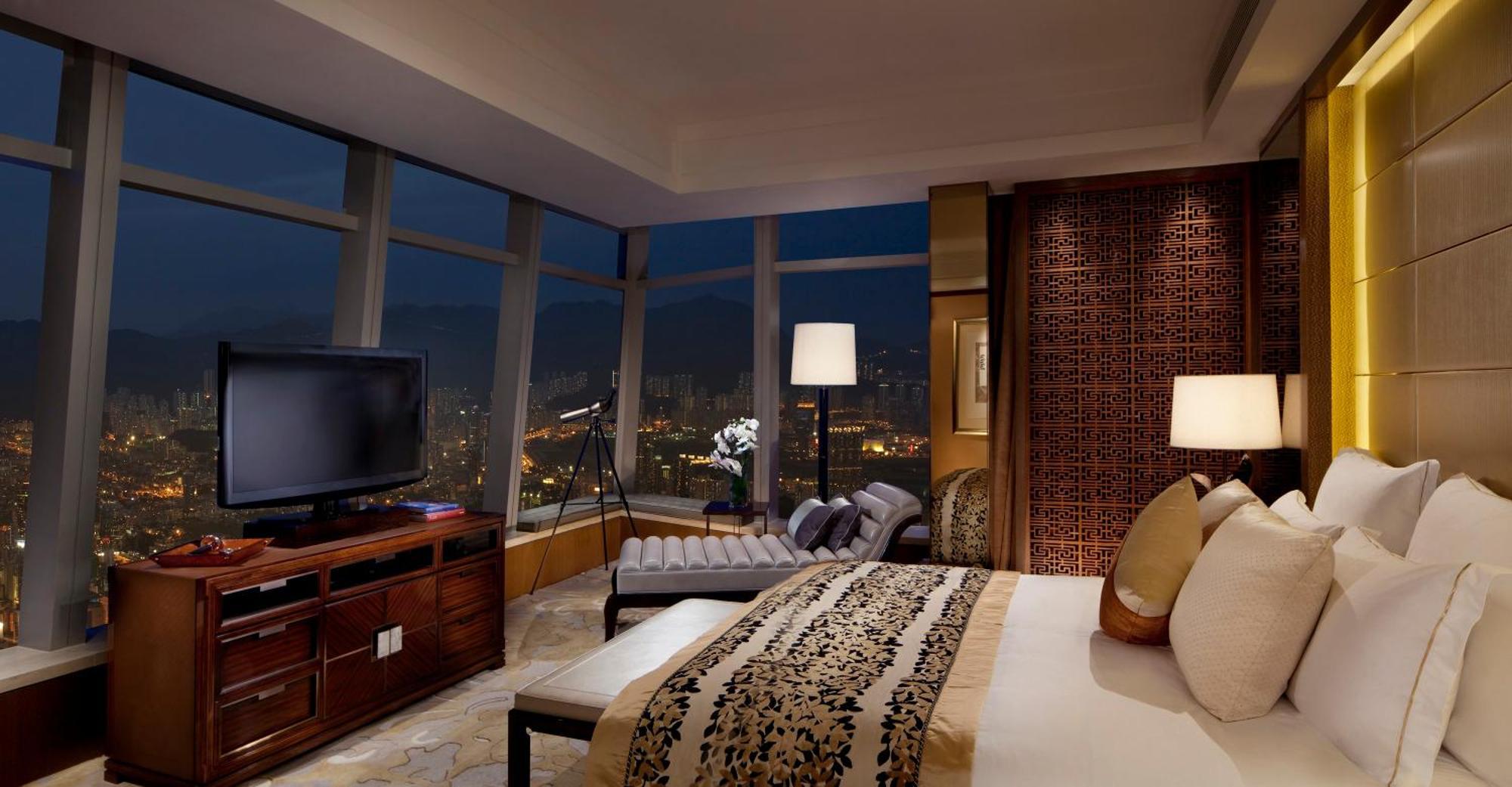 Premier Executive Suite King Bed Club Lounge Access,1772913193:JPEG