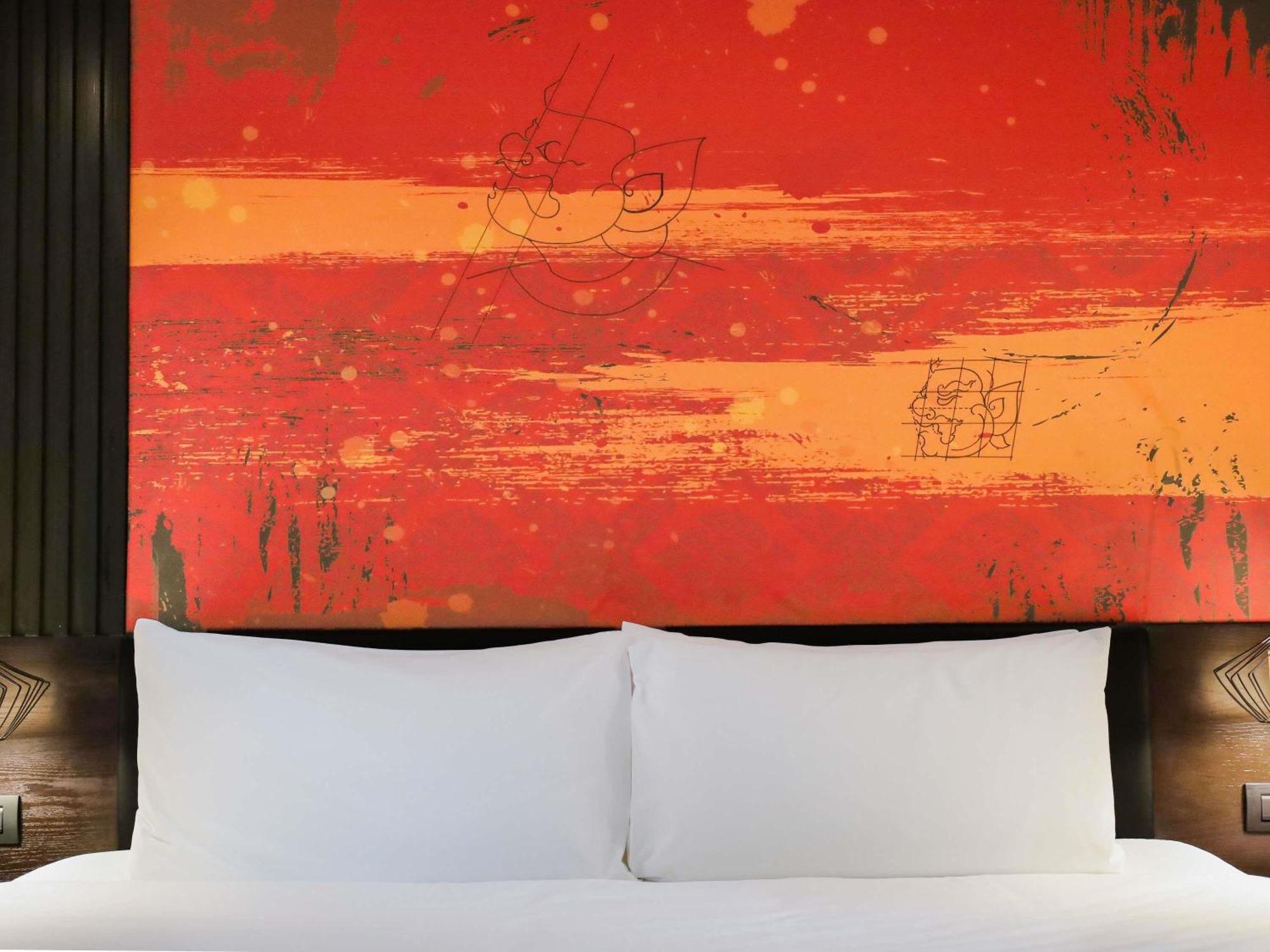 Deluxe Twin Room Bathtub