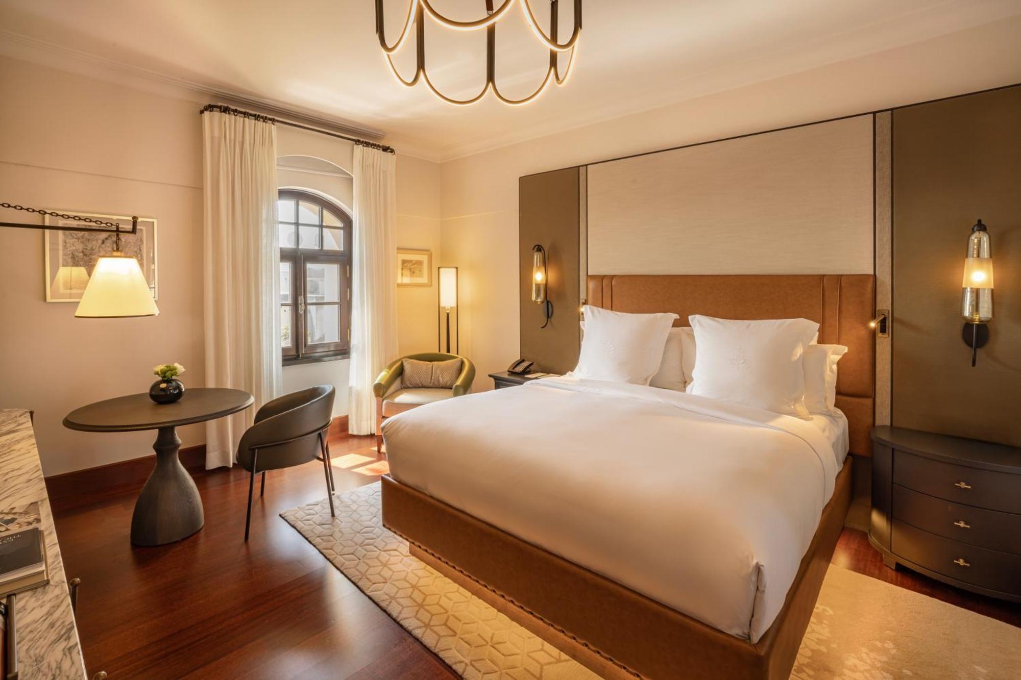 One-Bedroom King Suite