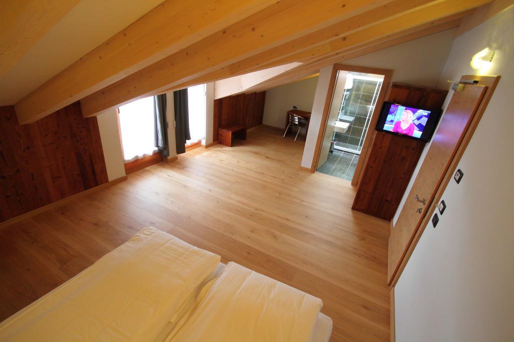 Comfort Triple Room