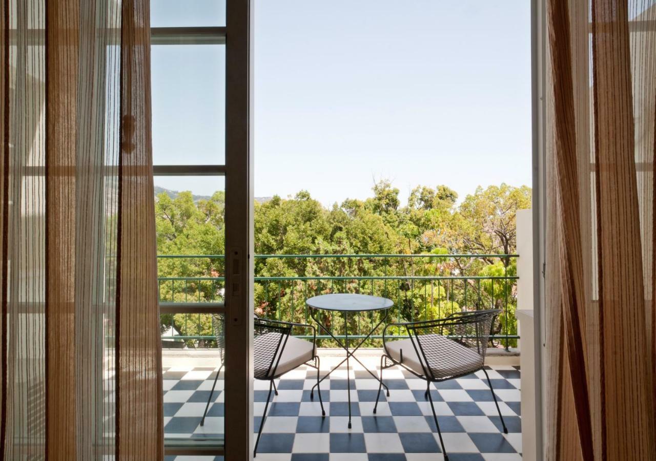 Double or Twin Deluxe Room Garden View