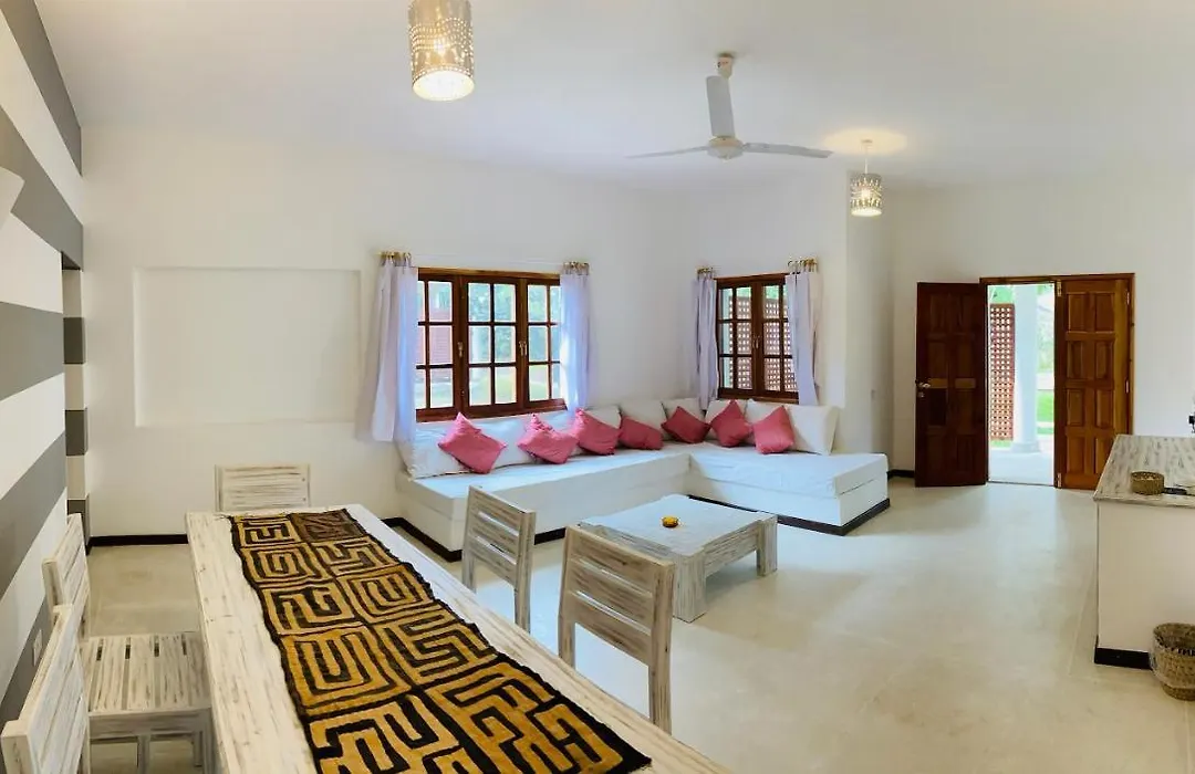 Gecko Resort-1