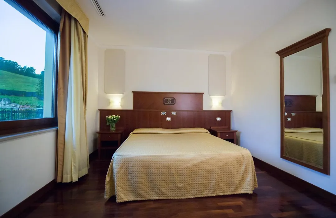 Hotel Le Grotte-1