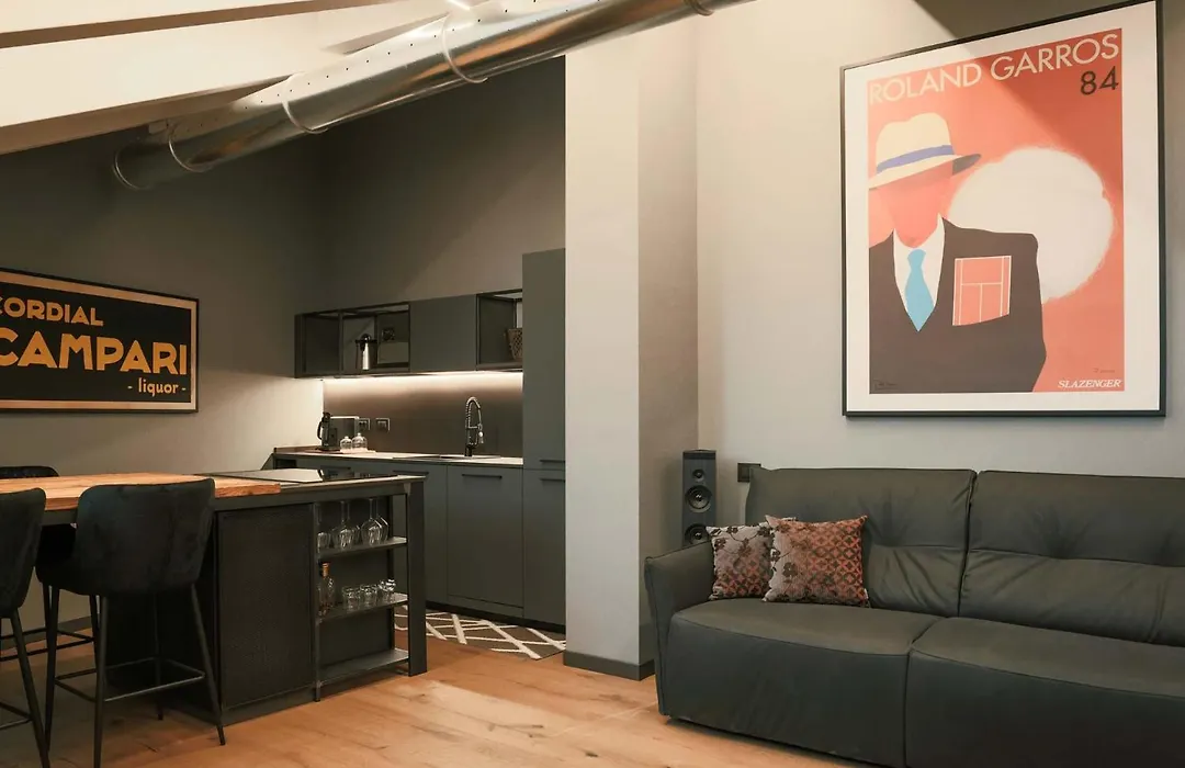Ar Suites&Art-1