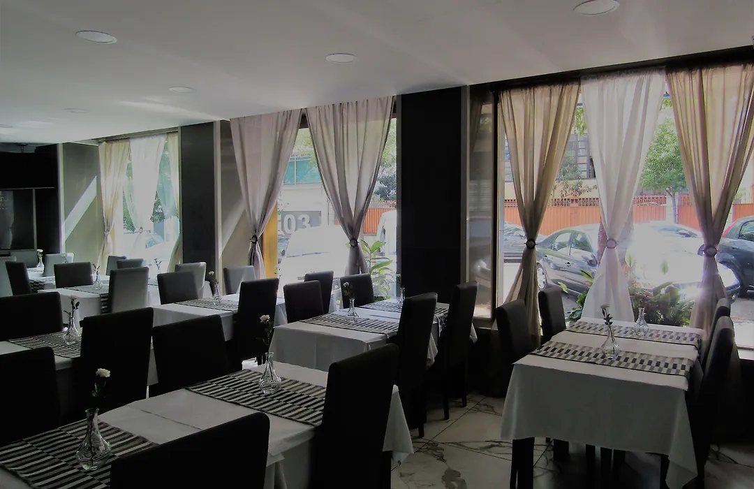 Hotel Excelsior-1