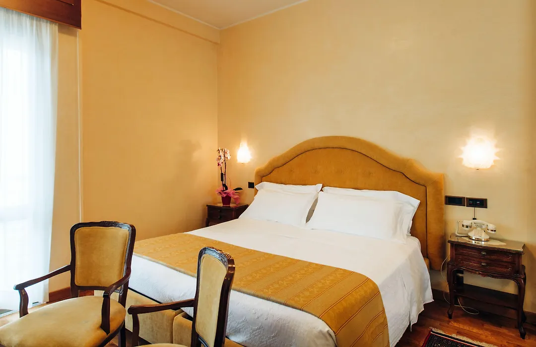 Grand Hotel Excelsior-1