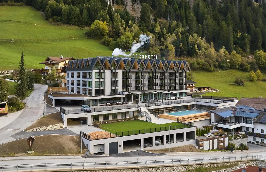 Berghotel-1