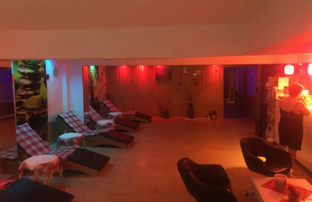 Astoria Life Hotel-1