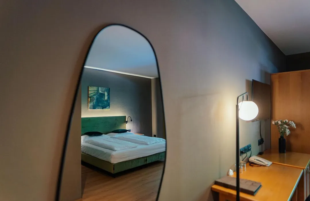Aktiv & Genusshotel Lodenwirt-1