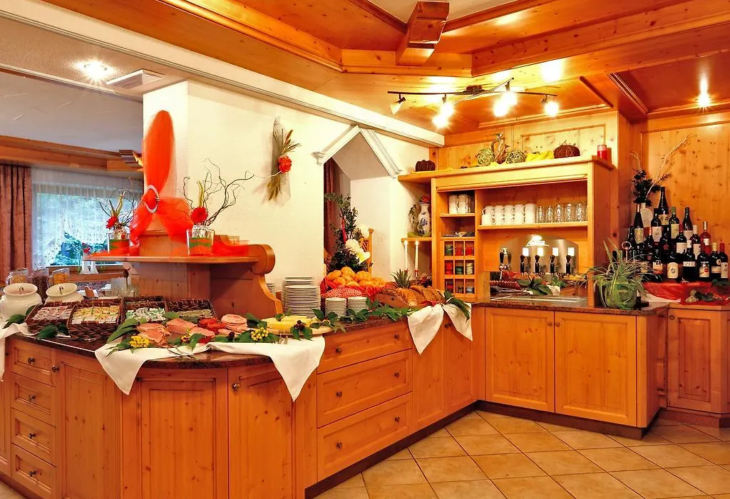 Hotel Gisserhof-1