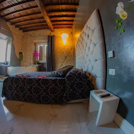 Rhome Luxury Suite-2