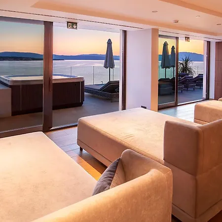 Luxury Hotel Riva-3