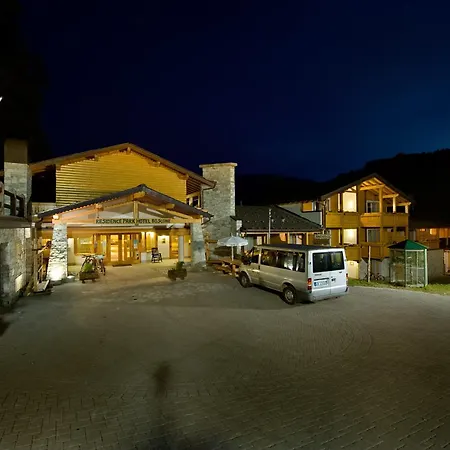 Boscone Suite Hotel-3