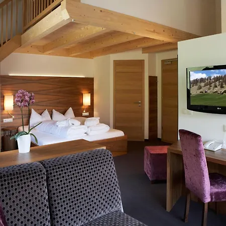 Hotel Stoeres - Active Wellbeing-2
