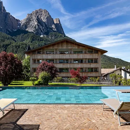 Artnatur Dolomites Hotel & Spa-3