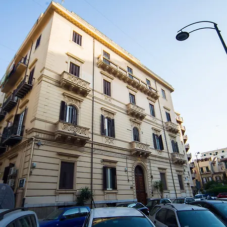 Palermo Gallery-3