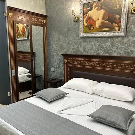 Hotel Roma & Tours-3