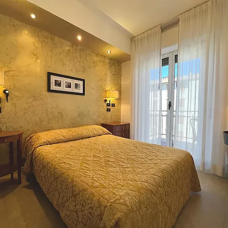 Hotel Regina-3