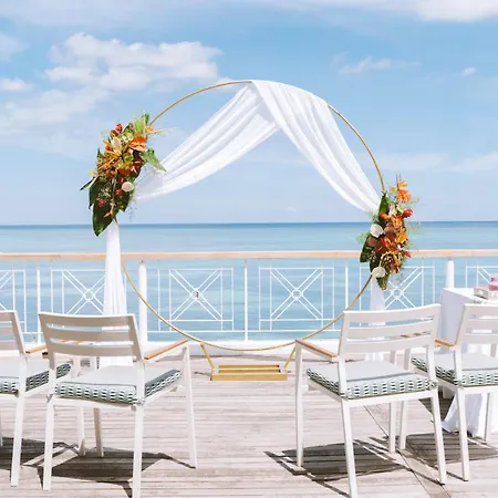 Canonnier Beachcomber Golf Resort & Spa-3