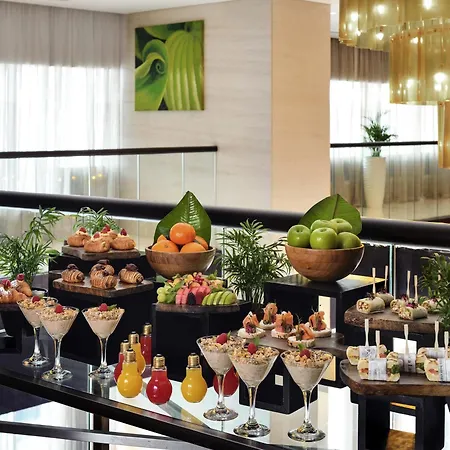 Moevenpick Hotel Jumeirah Lakes Towers Dubai-3