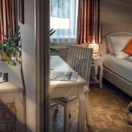 Hotel Bad Salomonsbrunn-3