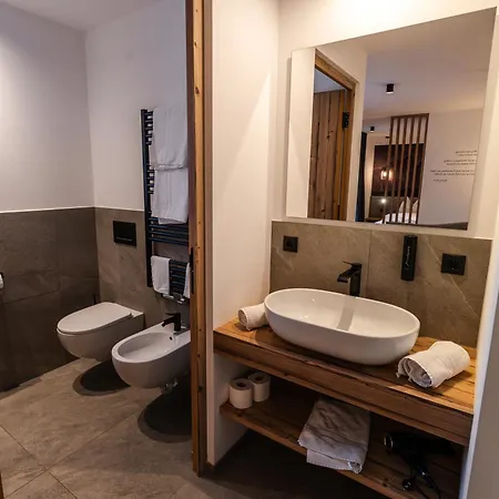 Montanaris Apartments-2