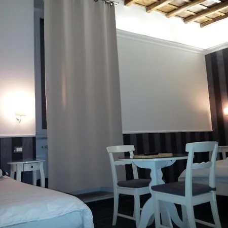 Navona Nice Room-3