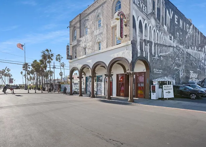  Samesun Venice Beach &