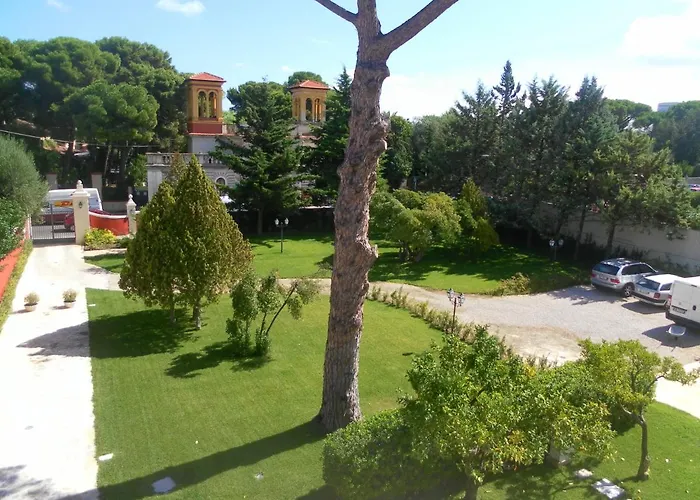 Hotel con piscina: Executive L'Orangerie Bb