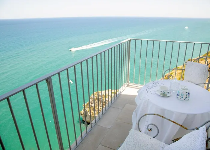 Hotel con tennis: Gli Orti Di Malva B&B