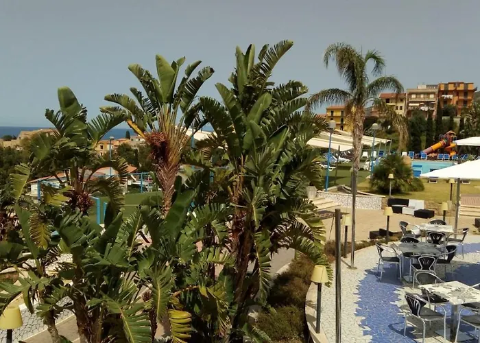 Tus'Hotel