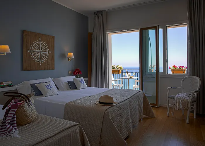 Hotel con golf: Hotel Punta Nord Est