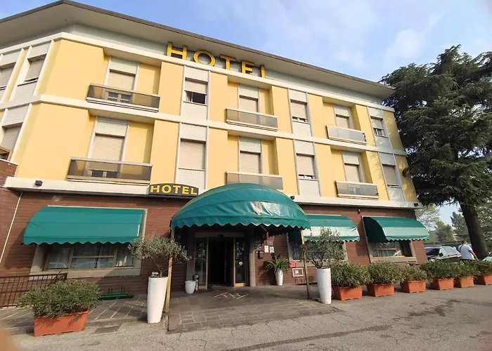 Hotel Industria