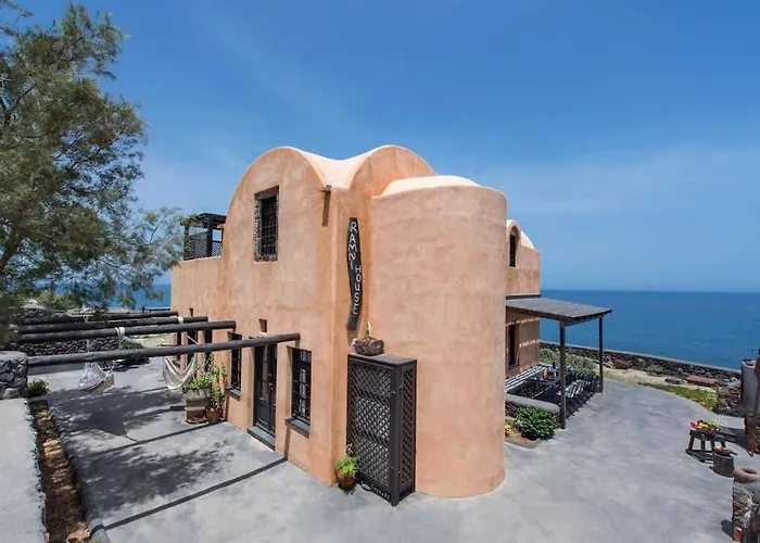 Ramni House: Private With Pool By The Sea