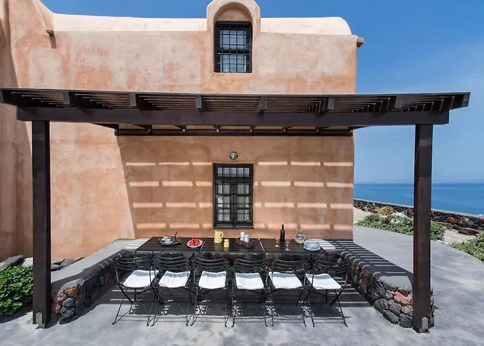 Ramni House: Private With Pool By The Sea