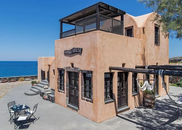 Ramni House: Private With Pool By The Sea
