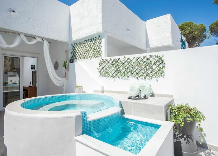 Casa Mikele By Sarikas - Sea Side Suites And Studios -Adults Only
