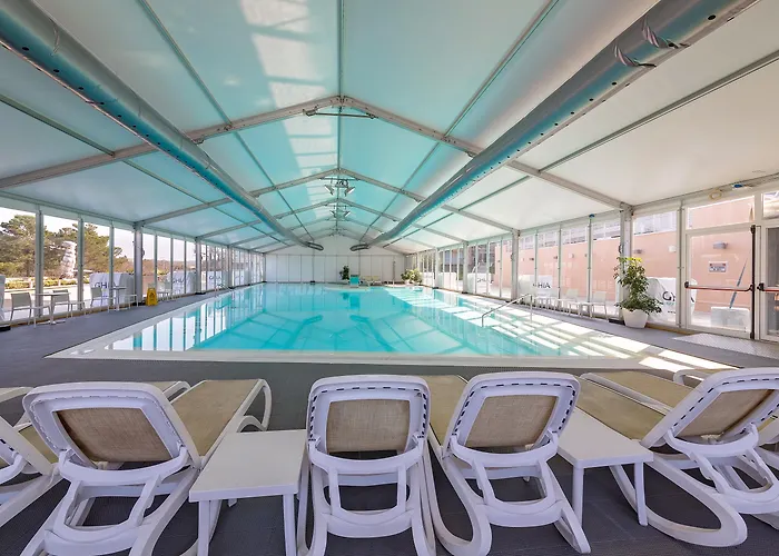 Hotel Jacuzzi: Hotel Molindrio Plava Laguna