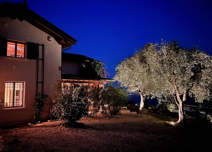 Neu- Ventinove Zauberhaft Renovierte Landhausvilla Mit Traumhaftem 180-Seeblick Und Park