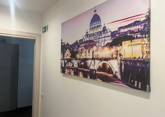 Anastasio Vatican Rooms G H