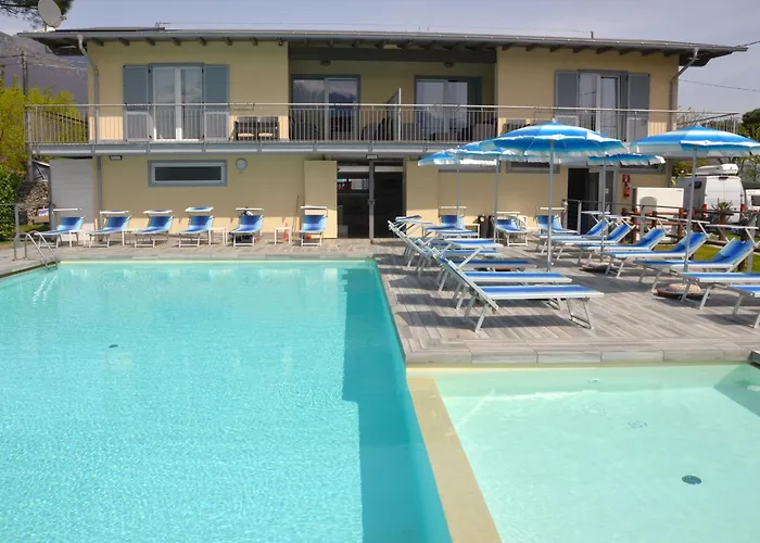Camping Italia 90 Apartments