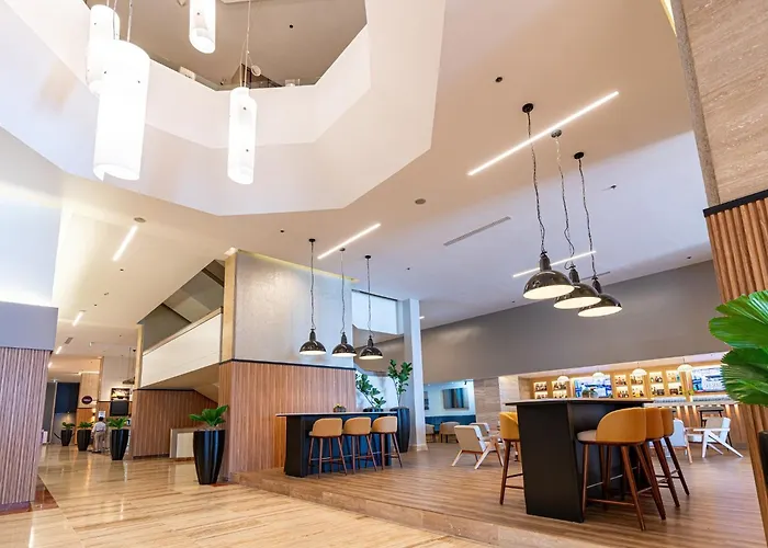 Crowne Plaza Santo Domingo, an IHG Hotel
