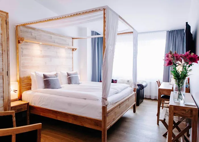 Hotel Eyja